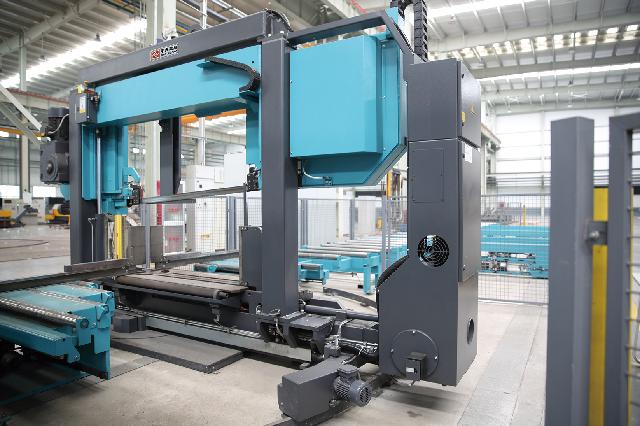 TBS係列（liè）轉（zhuǎn）角帶鋸床（chuáng）